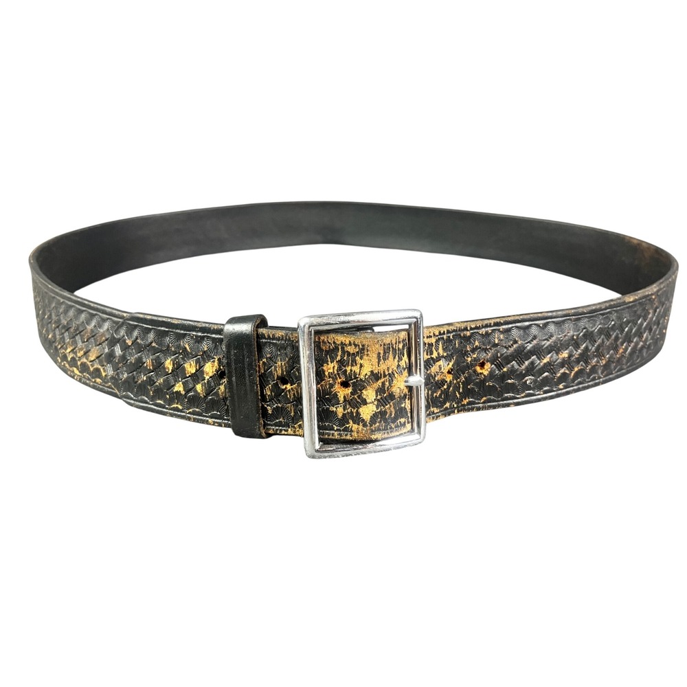 Dutyman Black Leather Basketweave Belt Size 42 Distressed Silver Buckle